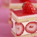 strawberry cake!!!!!