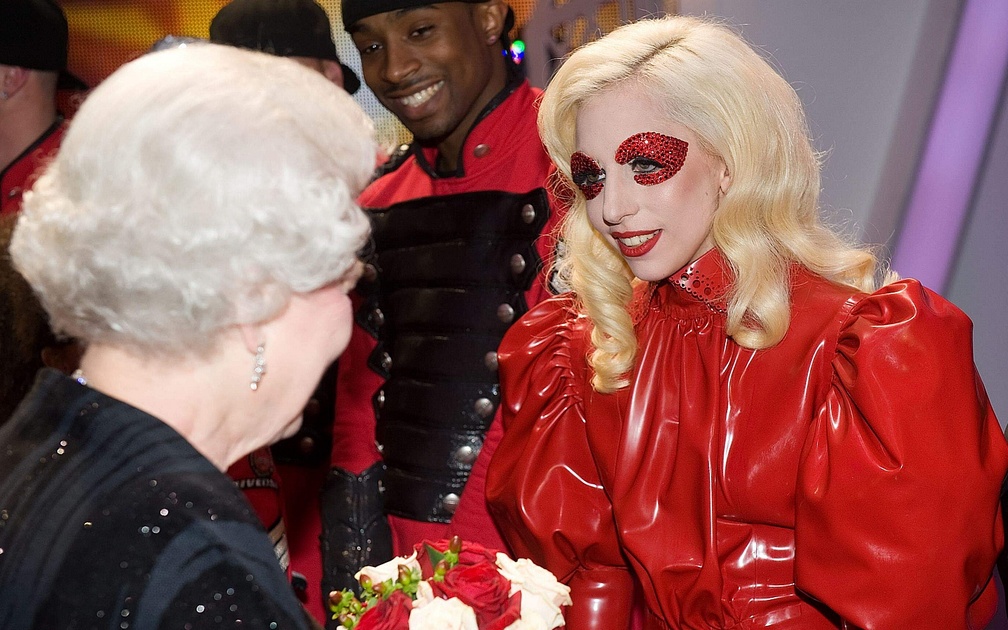 Queen of England meets Queen of Pop