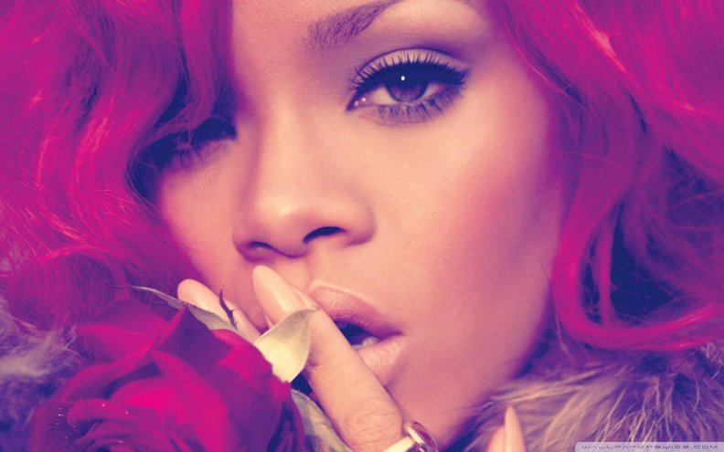 Rihanna Loud Album