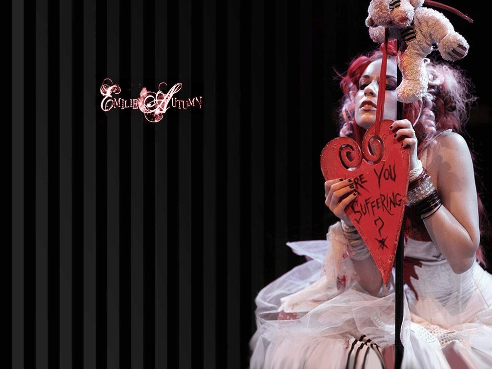 Suffer on Stage~Emilie Autumn