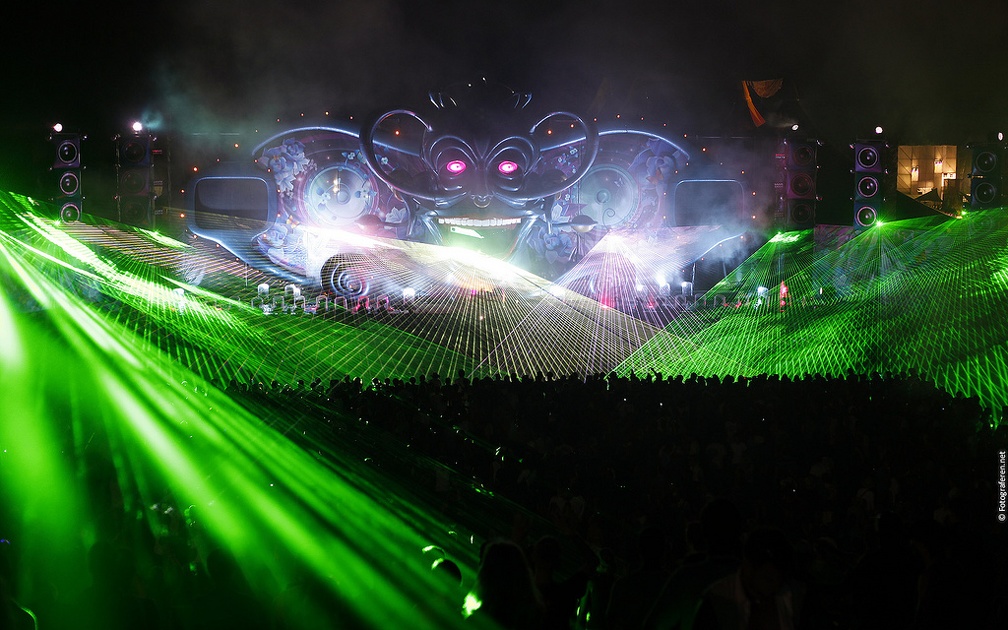 Tomorrowland laserzzzzz 