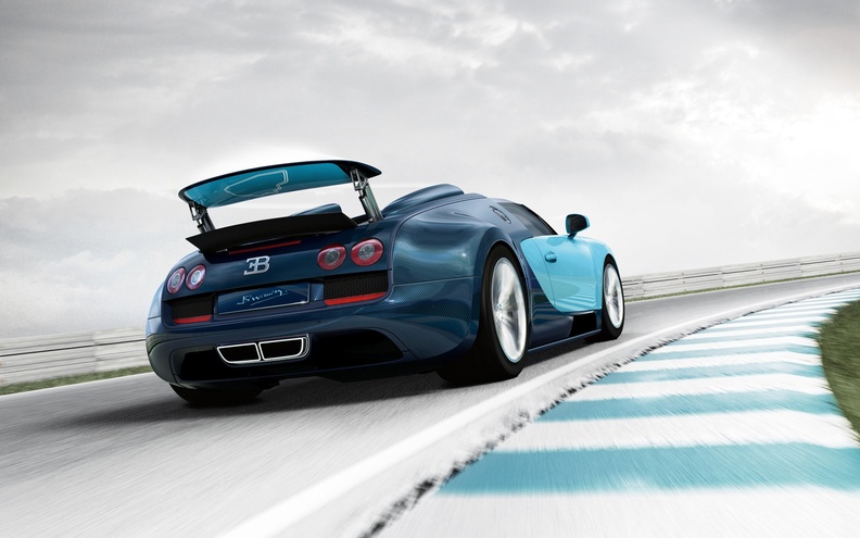2013_Bugatti_Veyron_Grand_Sport_in_Blue.jpg