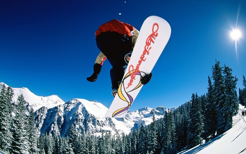 Snowboarding_Jump.jpg