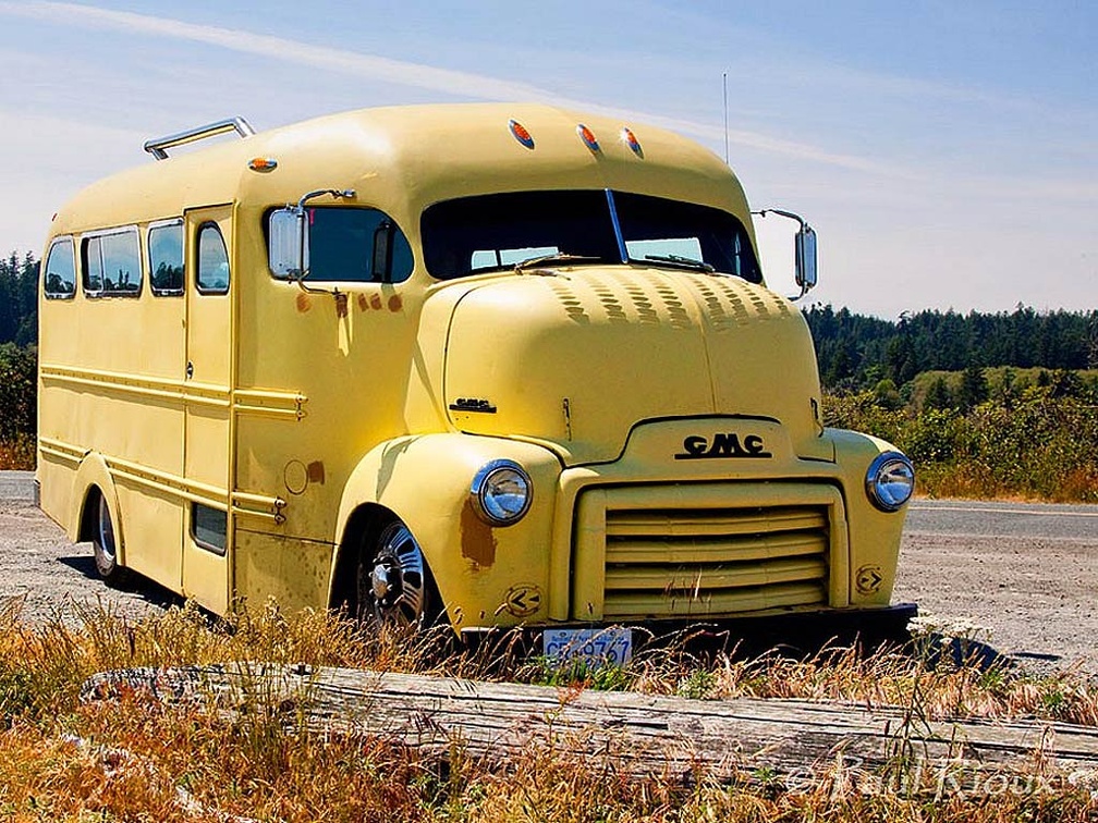 1953 GMC, Old Skool Bus