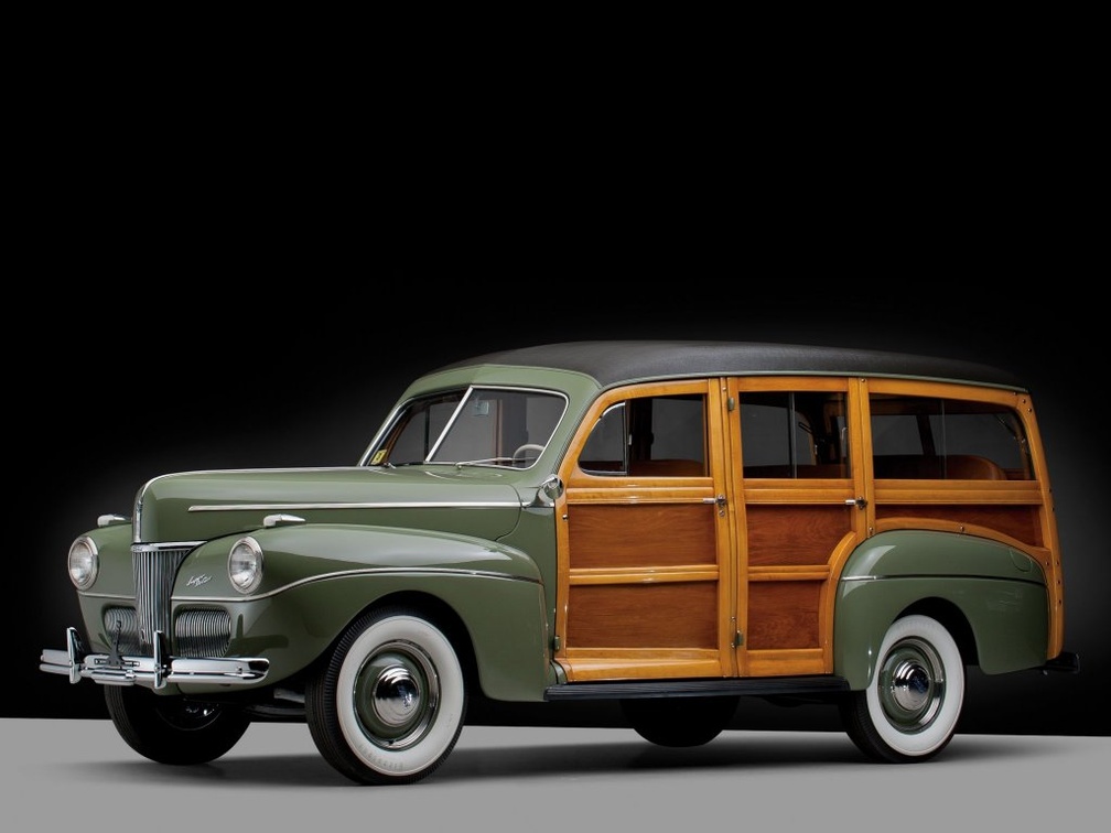 1941 Ford_V_8 Super Deluxe Woody