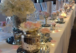 Amazing Top Table Styling