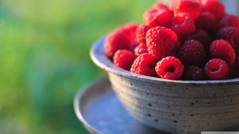 fresh_raspberries.jpg