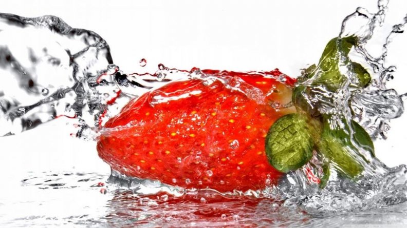 strawberry_splash.jpg