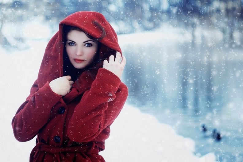 red_in_winter.jpg