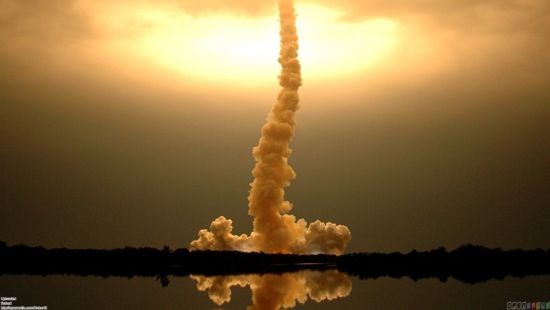 a_spacecraft_launch.jpg