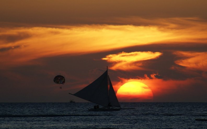 sailboat_sunset.jpg
