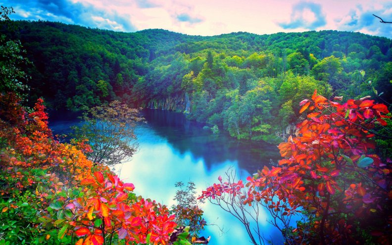 fall_marvelous_lake.jpg