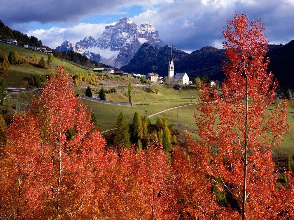 Scenic Mountain Village in Italy