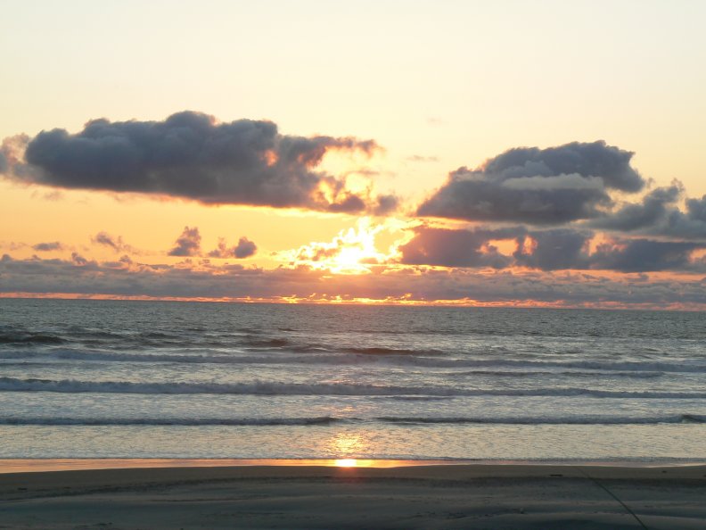 sunset_on_oregon_coast.jpg