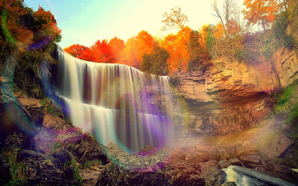 ★Valley Falls in Autumn★