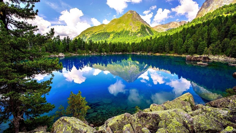 wonderful reflection lake landscape