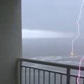 lightning vs ocean