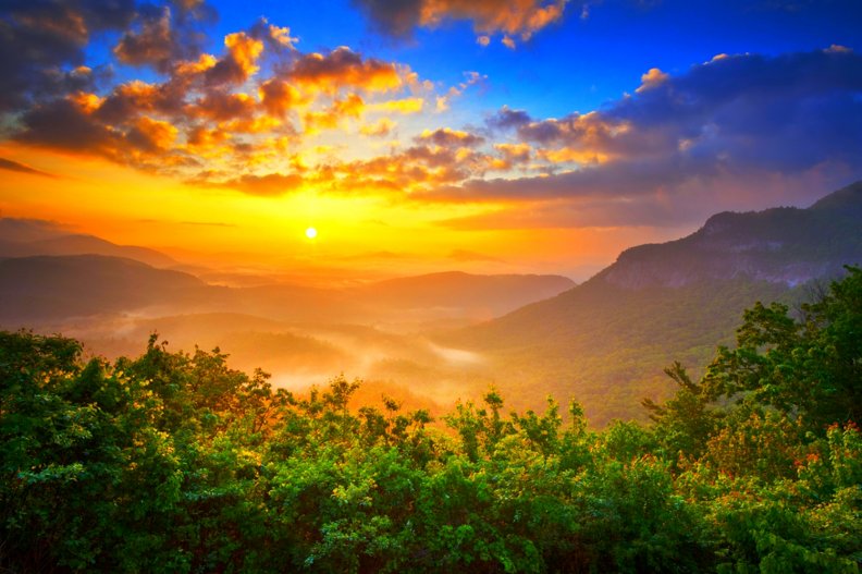 sunrise_at_blue_ridge_mountains.jpg