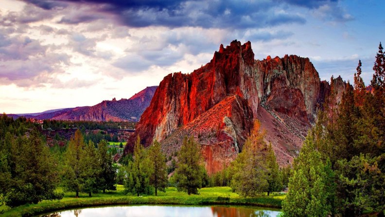 fantastic_red_rock_mountain_landscape.jpg