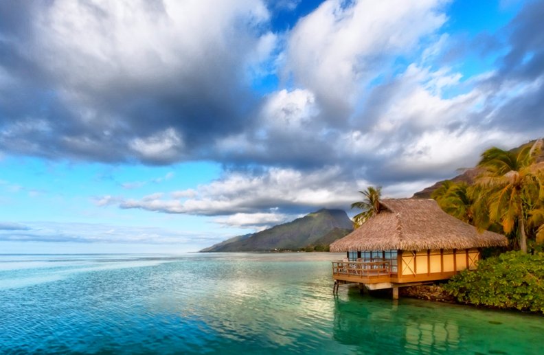 morning_at_lagoon_polynesia.jpg
