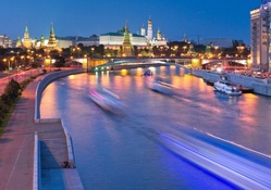 river in moscow at dusk in long exposure