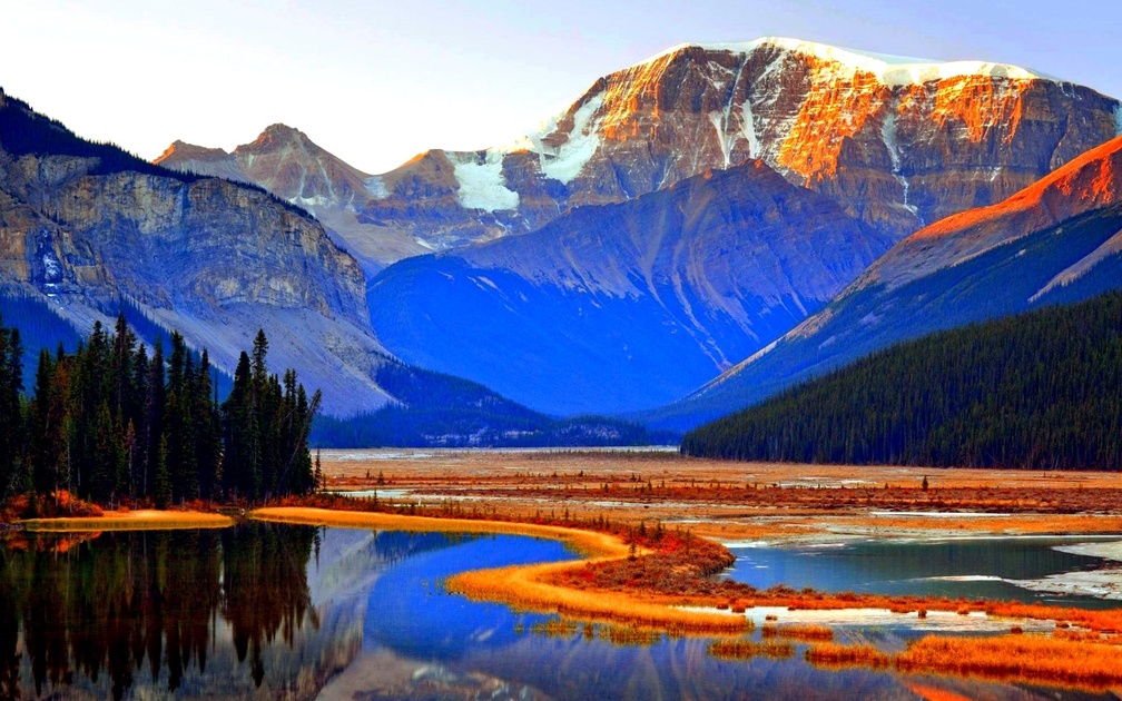 Jasper National Park In Canada