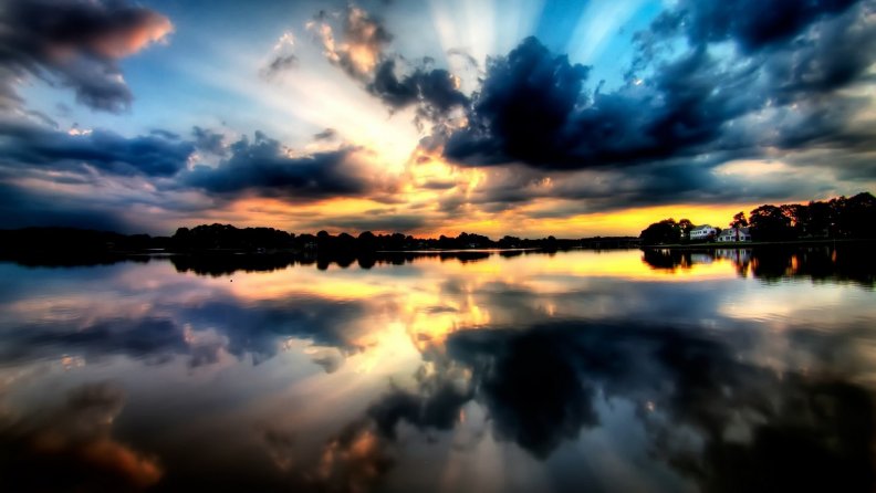 wonderful_lake_reflections_at_sunset.jpg