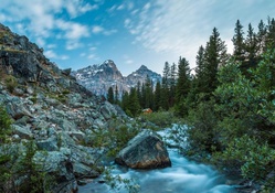 rocky mountain stream hdr
