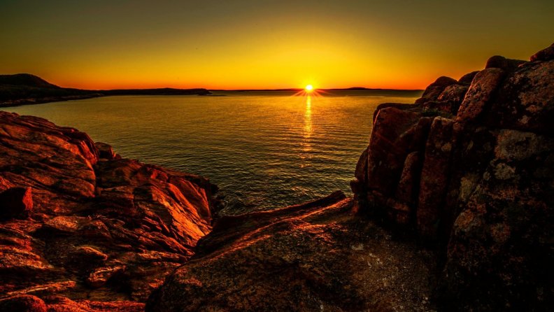 sunrise_at_acadia_national_park_in_maine_hdr.jpg