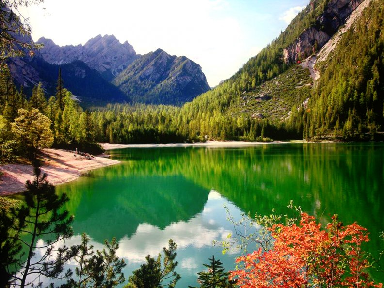 emerald_lake.jpg