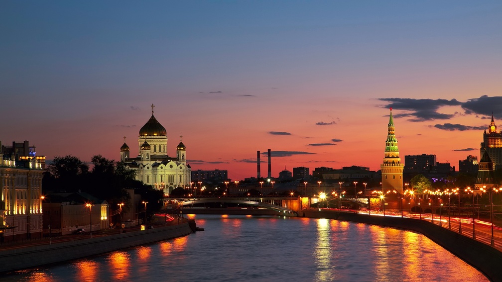 wonderful river in moscow at twilight