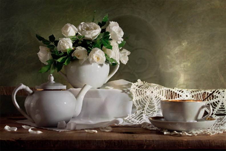 tea_time_with_roses.jpg