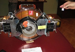 1gb hard drive from 1981 weighing 34kg price tag 81000
