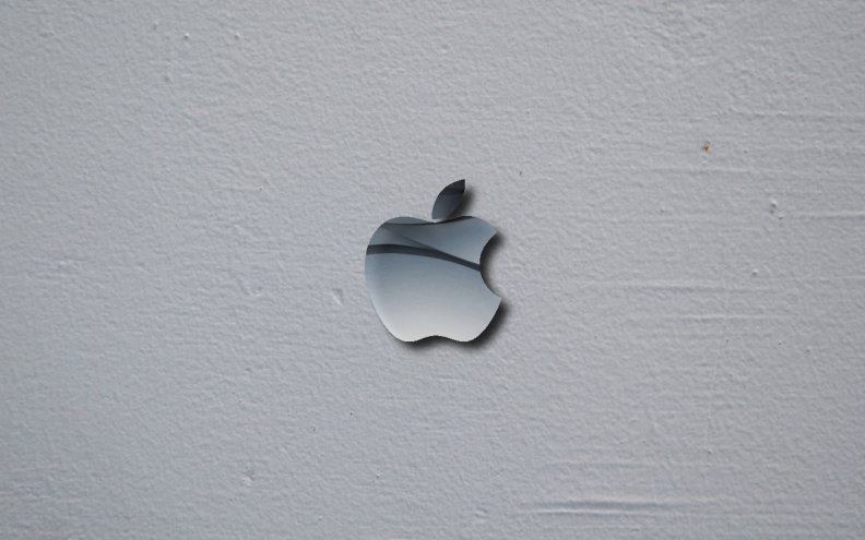 apple_logo_on_plaster.jpg