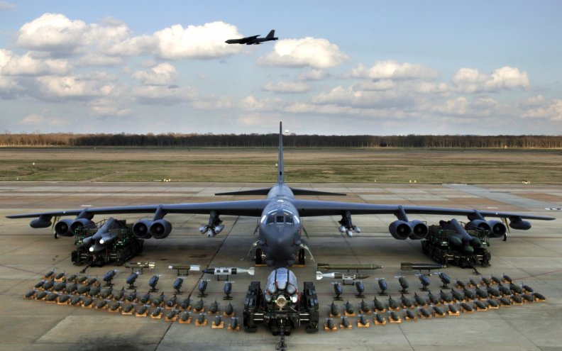B52 bomber payload