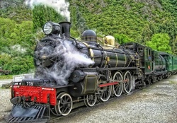 Steam_train_at_Kingston_South_Island_New_Zealand.