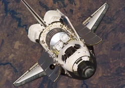 Shuttle in Space   Earth 