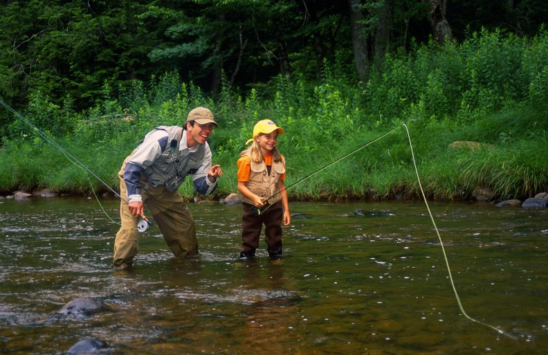 Father Daughter_Fly fishing