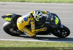 Rossi_Yamaha800cc