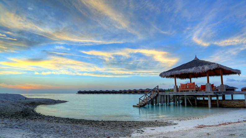 bungalows_and_arbor_off_a_maldives_beach.jpg