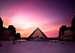 the louvre museum in magenta