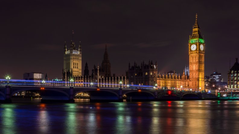 london_by_night.jpg