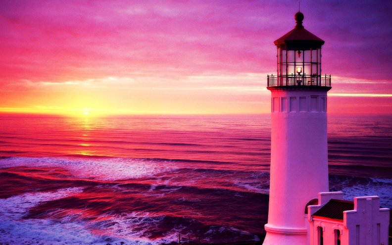 Splendor lighthouse in sunset