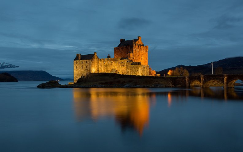 eilean_donan_castle_scotland.jpg