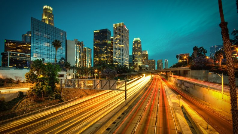 lights_on_the_highway_in_los_angeles_hdr.jpg