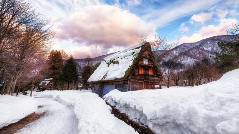 lovely_rural_winter_cottages.jpg