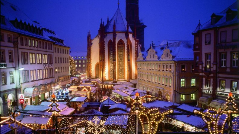 christmas_town_fair_in_wuerzburg_germany.jpg