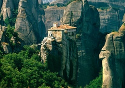 Mountain_top House in Greece