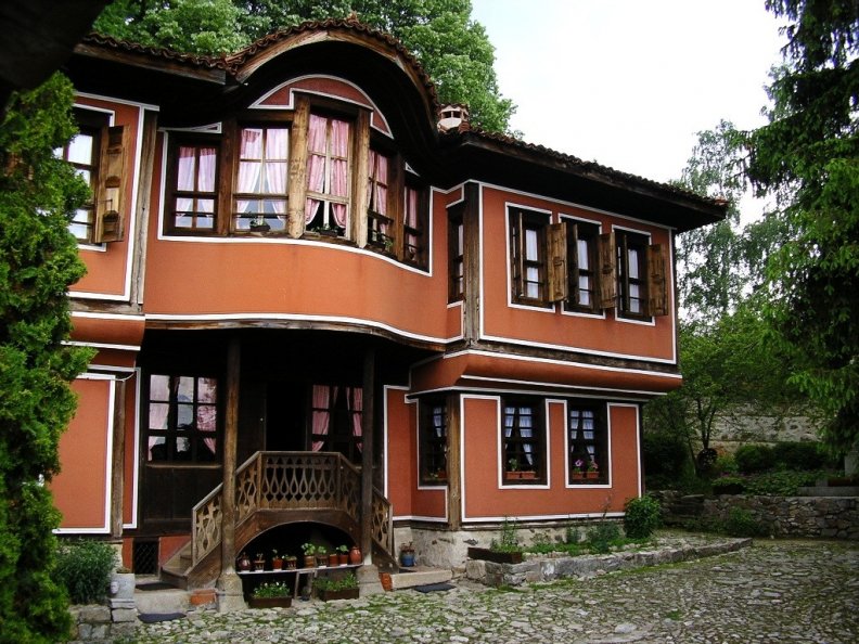 OLD HOUSE