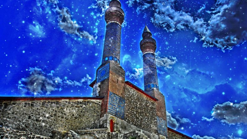 ottoman_mosque_minarets_under_stars_hdr.jpg